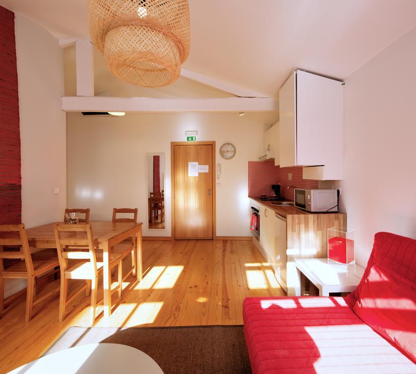 Entreparedes Apartamento