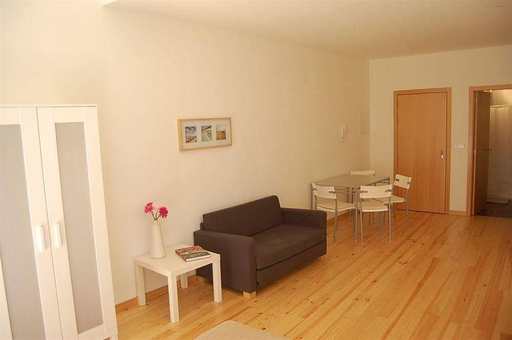 Entreparedes Apartamento 3*