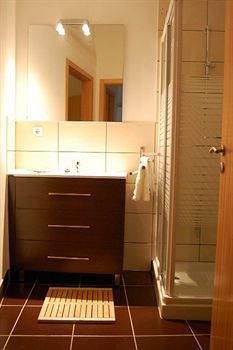 Entreparedes Apartamento